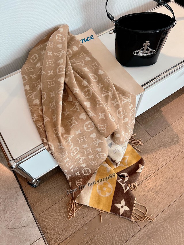 LV專櫃新品路易威登經典Monogram愛心系列長圍巾披肩 mmyj2178